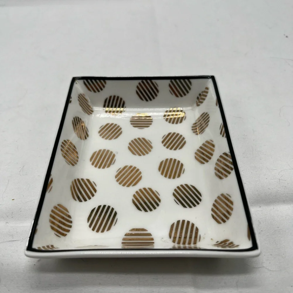 J. Crew crew ceramic